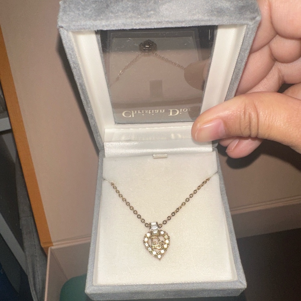 Vintage DIOR heart necklace gold tone Christian Dior necklace pendant necklace - Picture 8 of 15